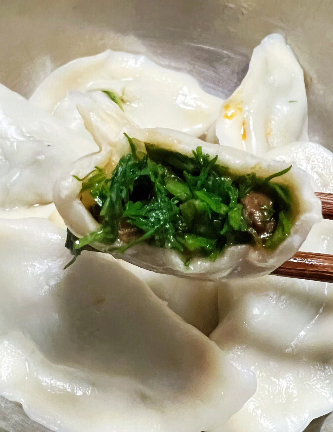 茴香肉馅饺子图片