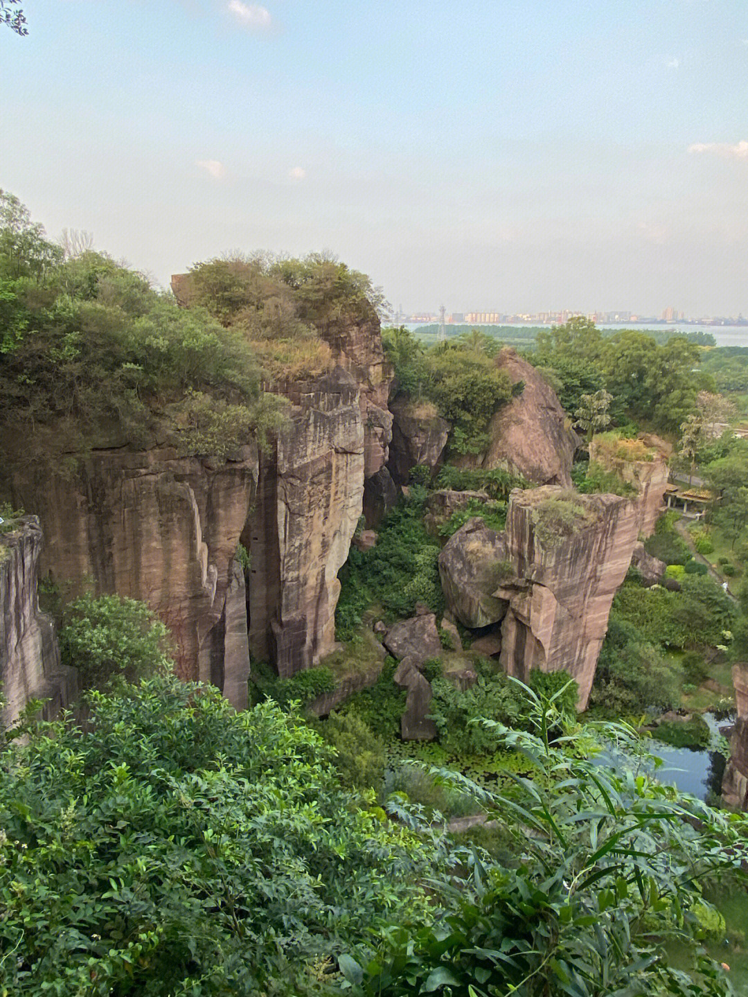 番禺莲花山风景区官网图片