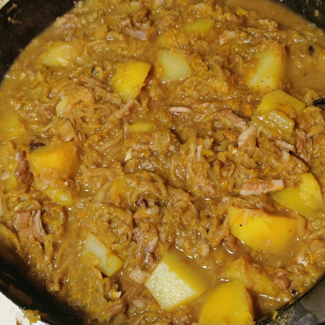 巴盟烩菜(猪肉,酸菜,土豆)