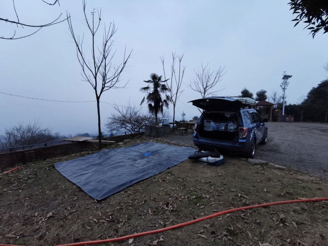 大邑鹤鸣山露营基地图片