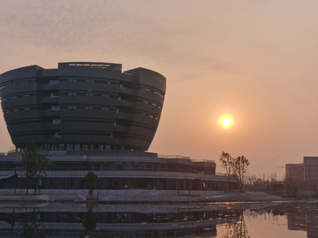 内江师范学院 大门图片