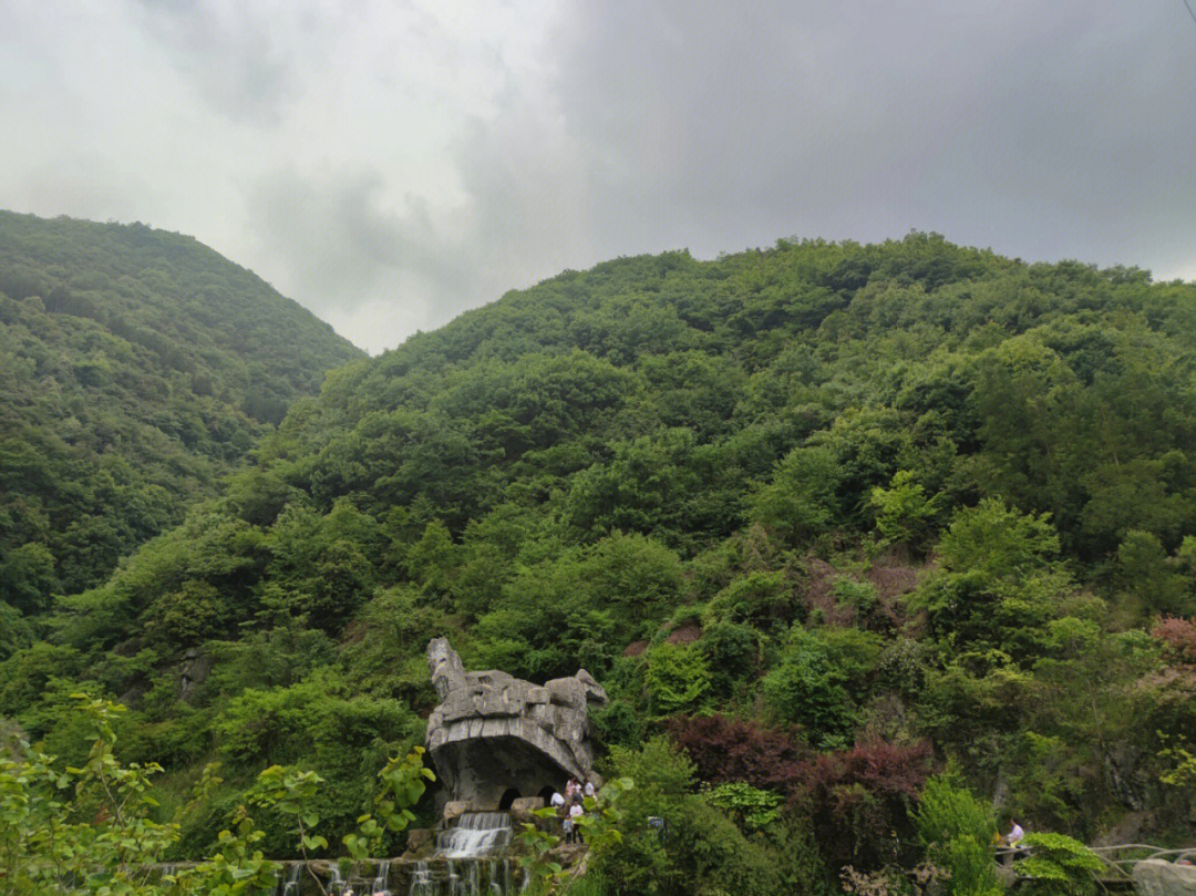 贵州喀斯特地貌一线天