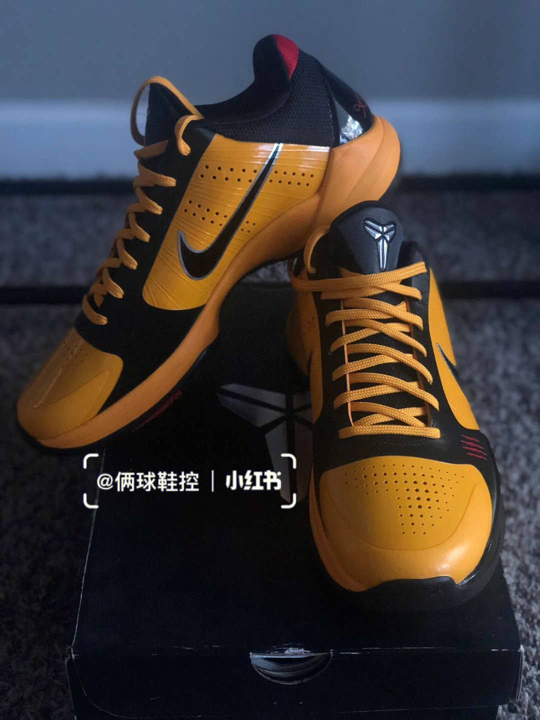 科比kobe5李小龙黄黑配色耐克球鞋