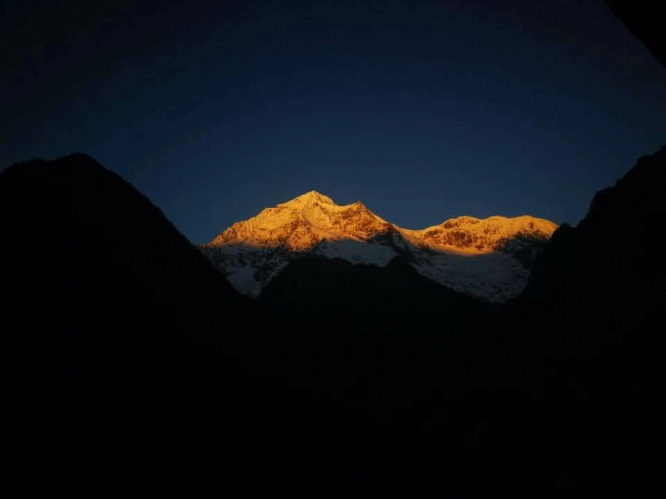 梅里雪山灵异事件图片