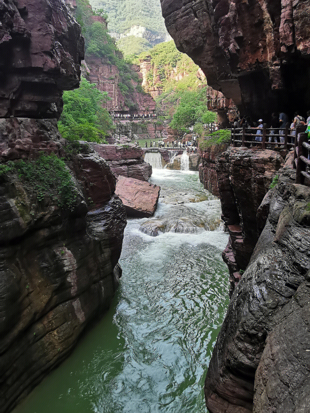 云台山红石峡