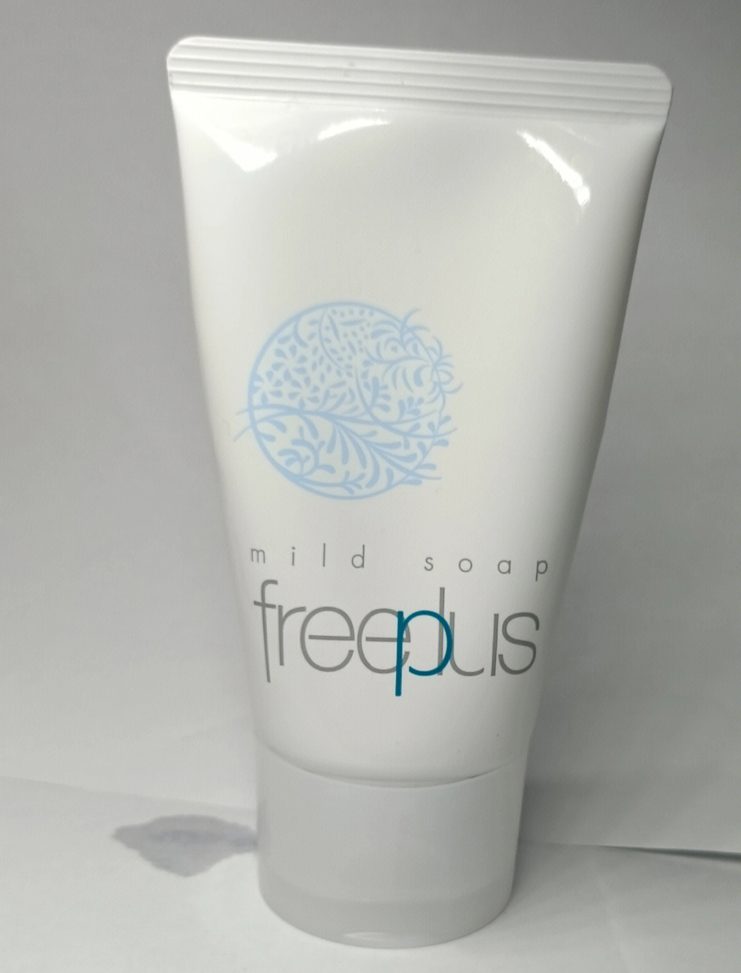 freeplus logo图片