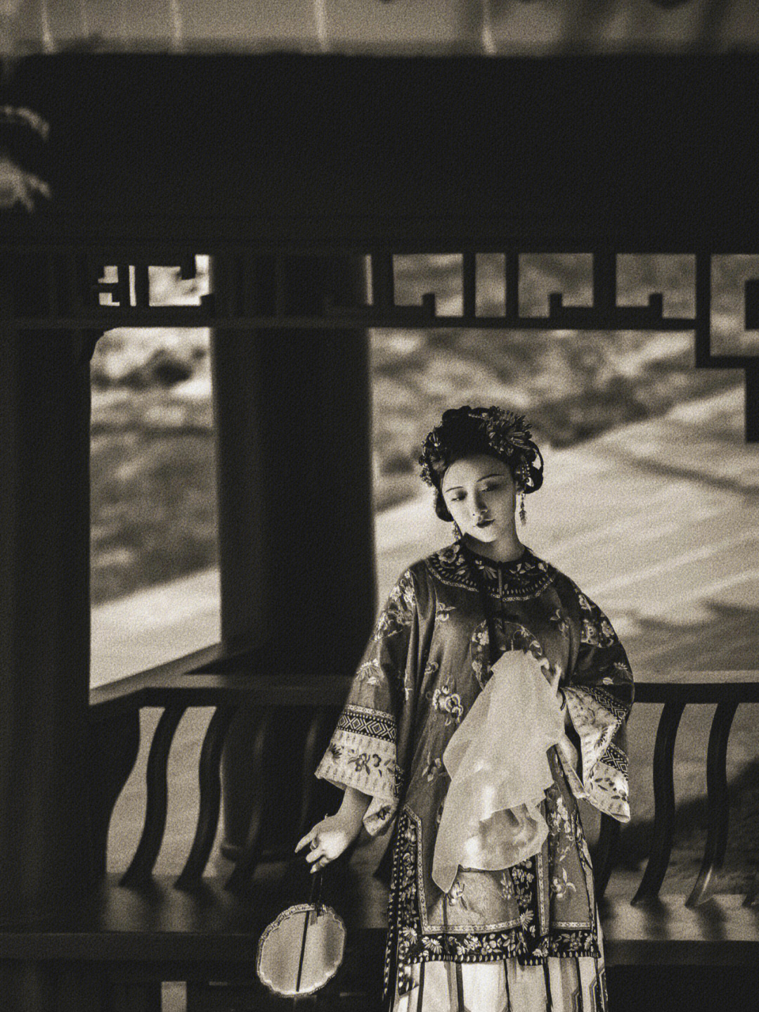 分享一组晚清西南地区汉族女子珍贵影像