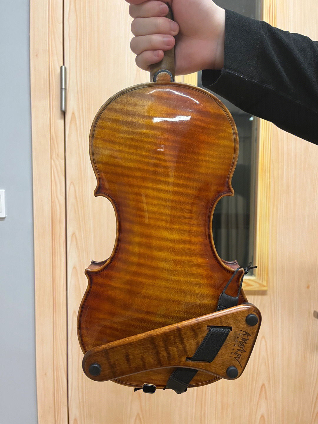 小提琴音桥安装位置图图片