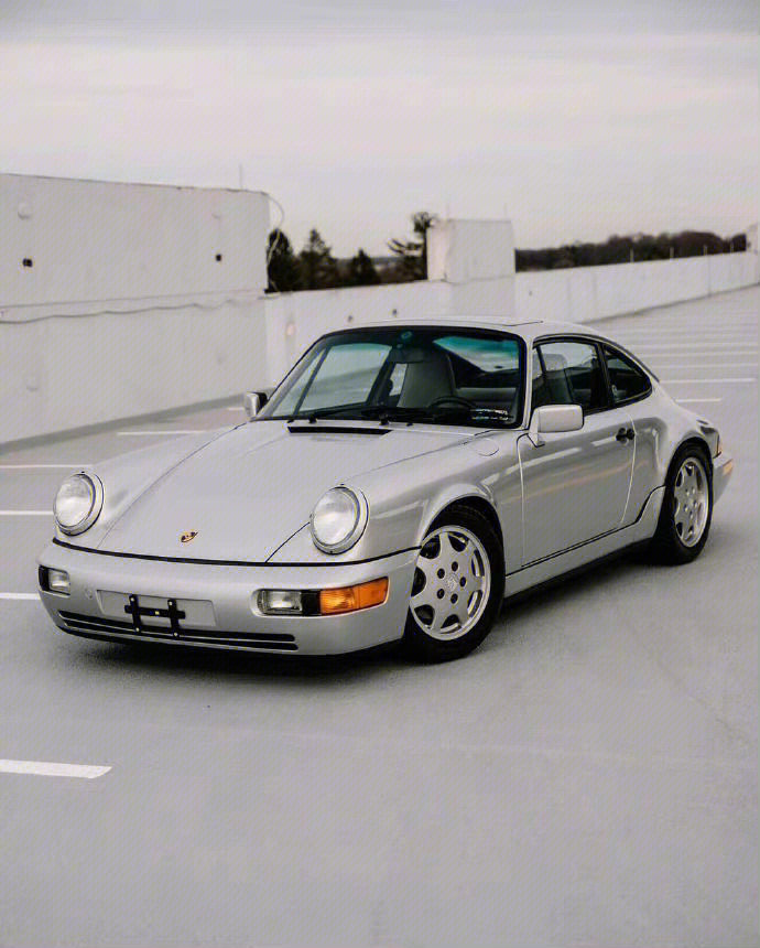 1990年保时捷porsche911carrera4