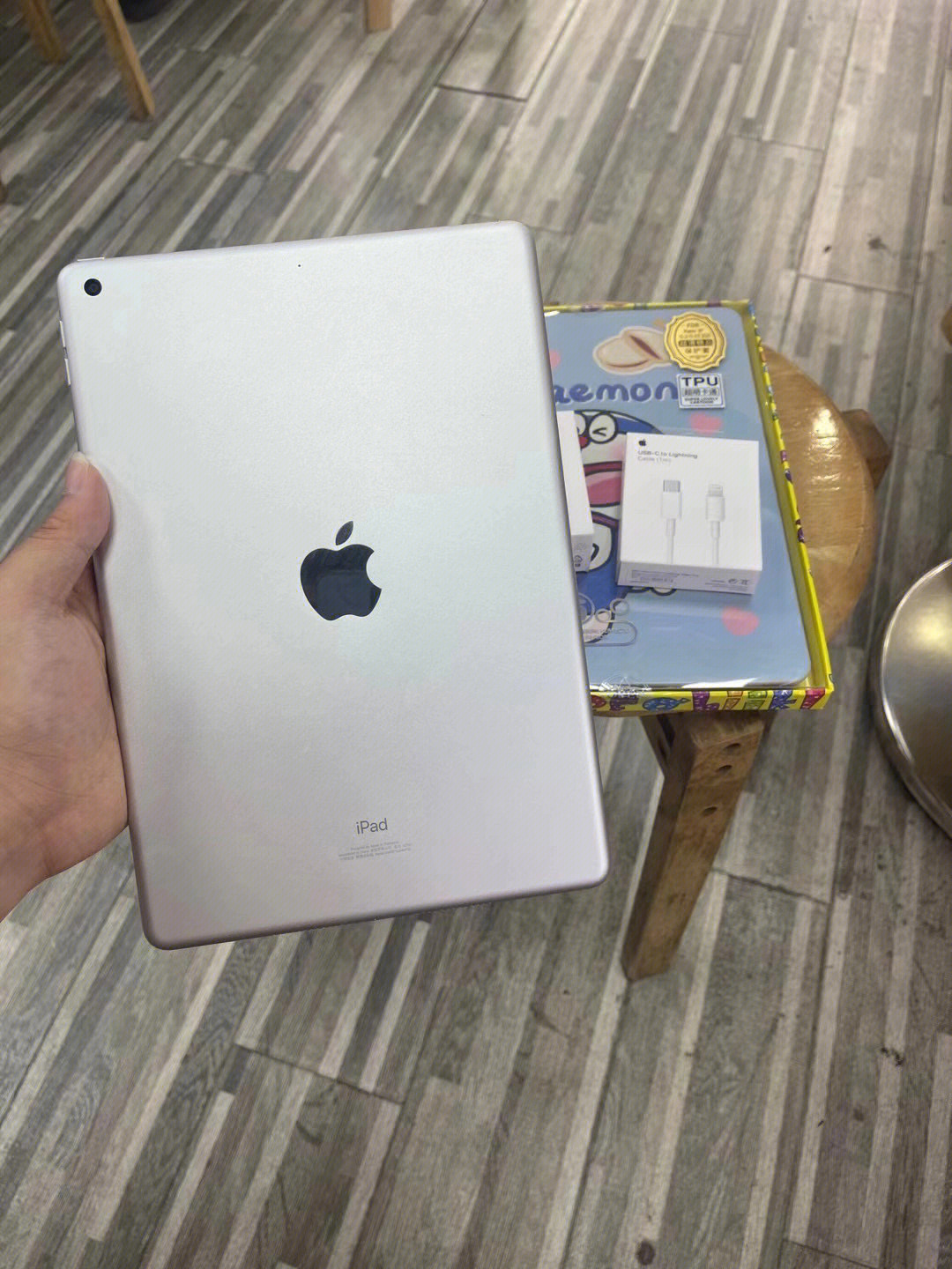二手苹果ipad7代2019款给粉丝安排一台