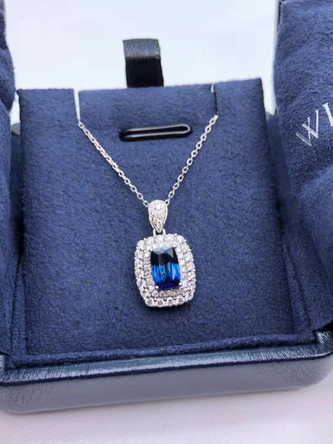 18k钻石蓝宝石项链