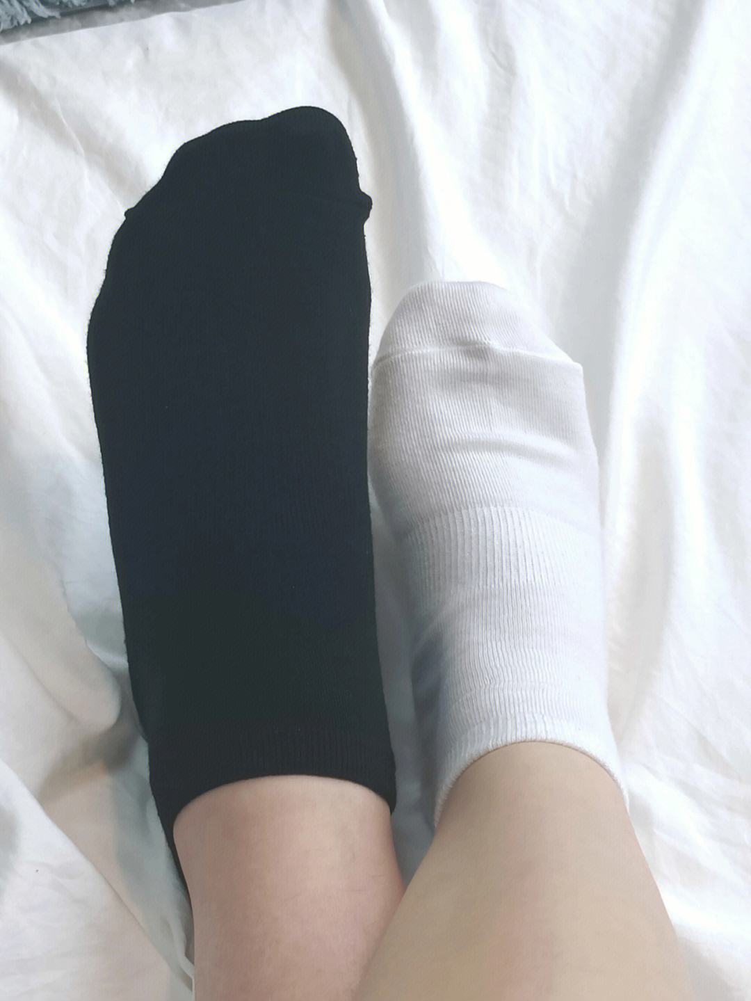 买臭袜子我QQ联系臭脚图片