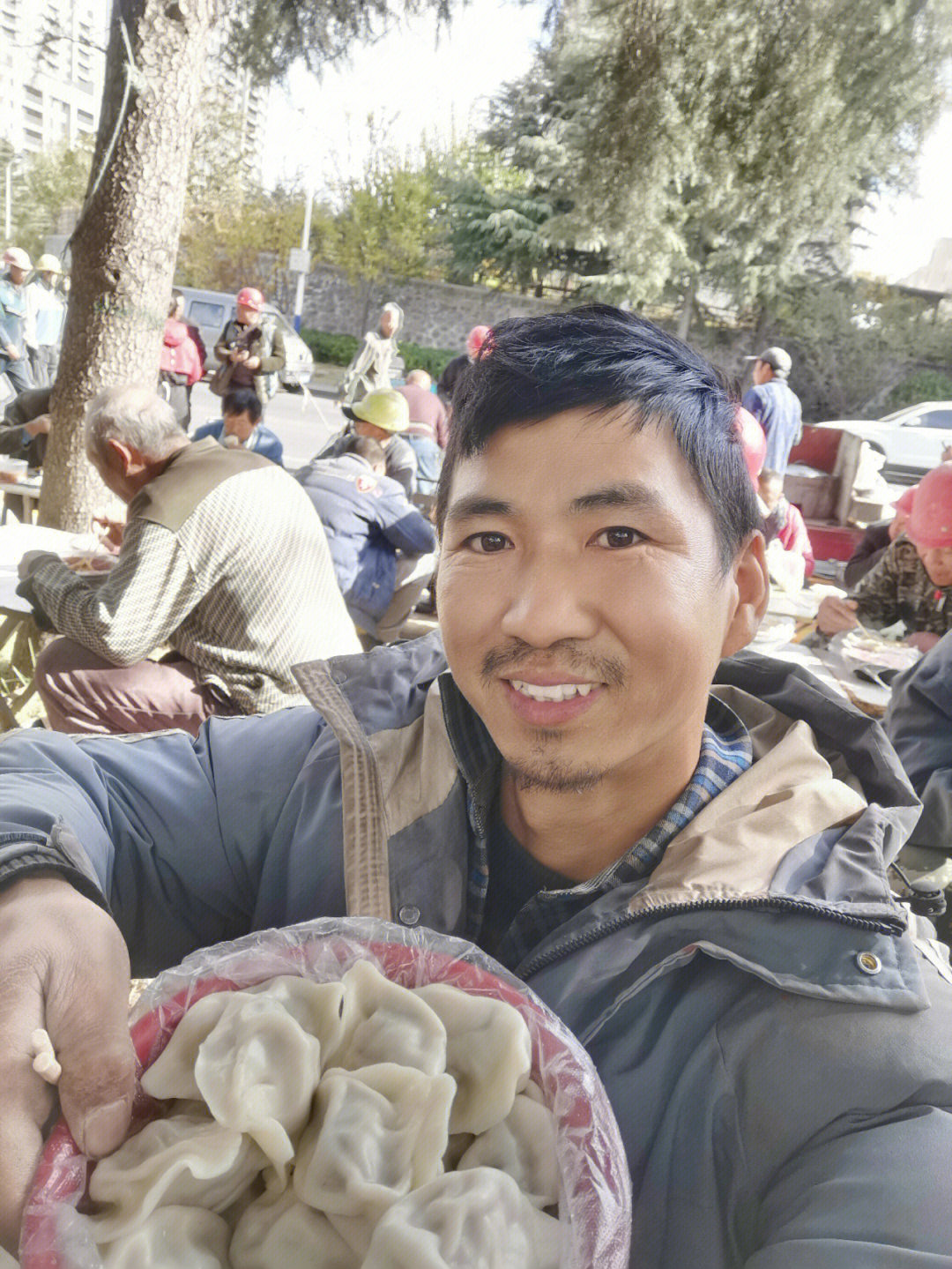 工地吃饭真实图片图片