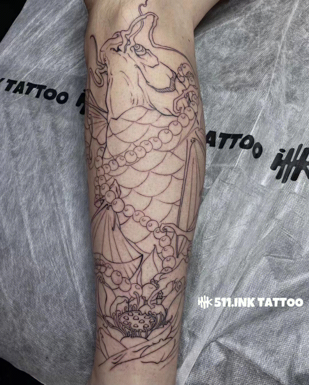 小腿锦鲤纹身手稿图片
