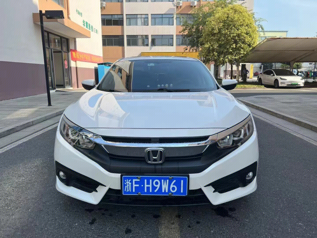 来吧,车已到店…支持分期首付1万多#适合女生开的车#二手车