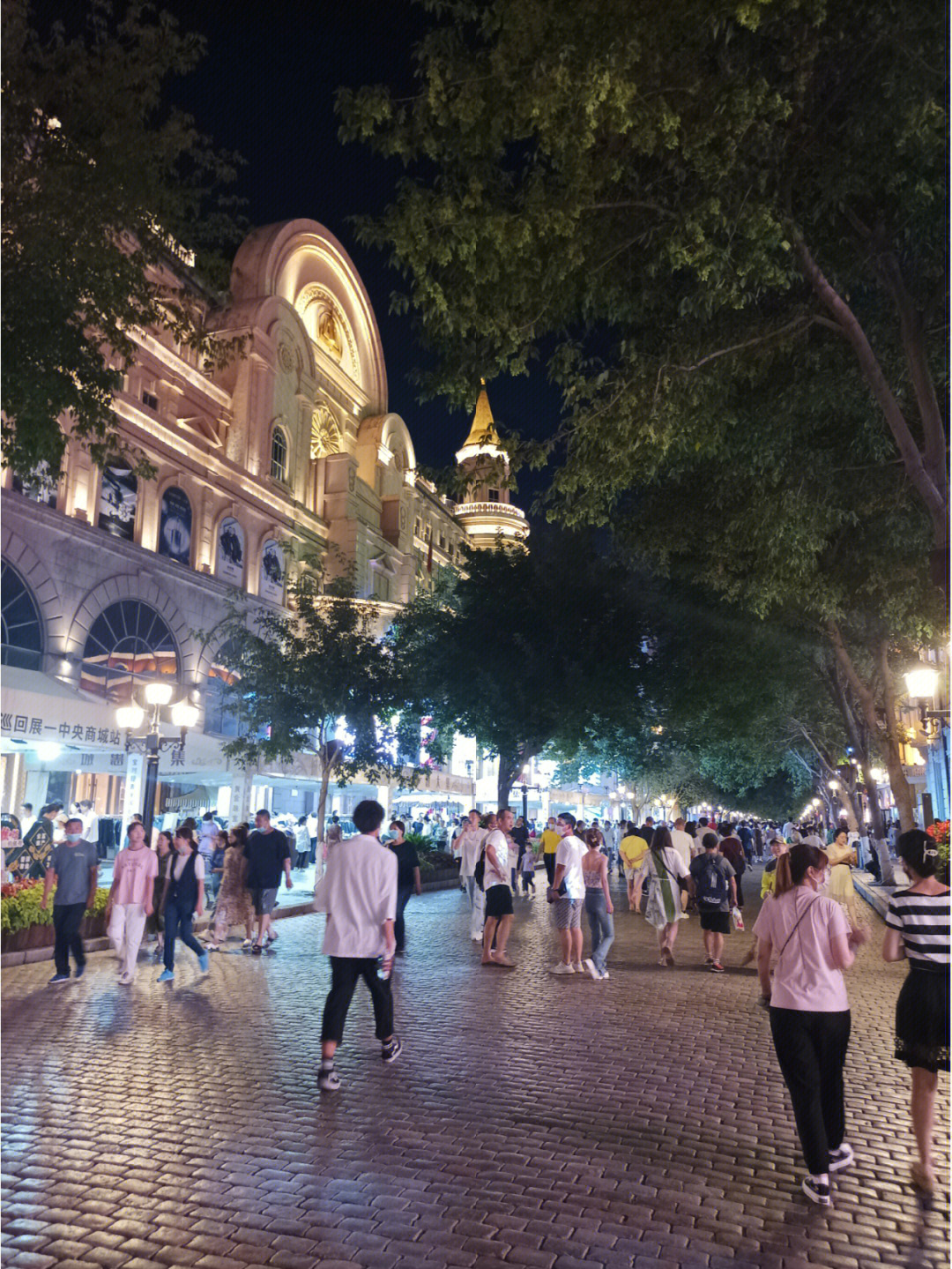 哈尔滨中央大街介绍图片