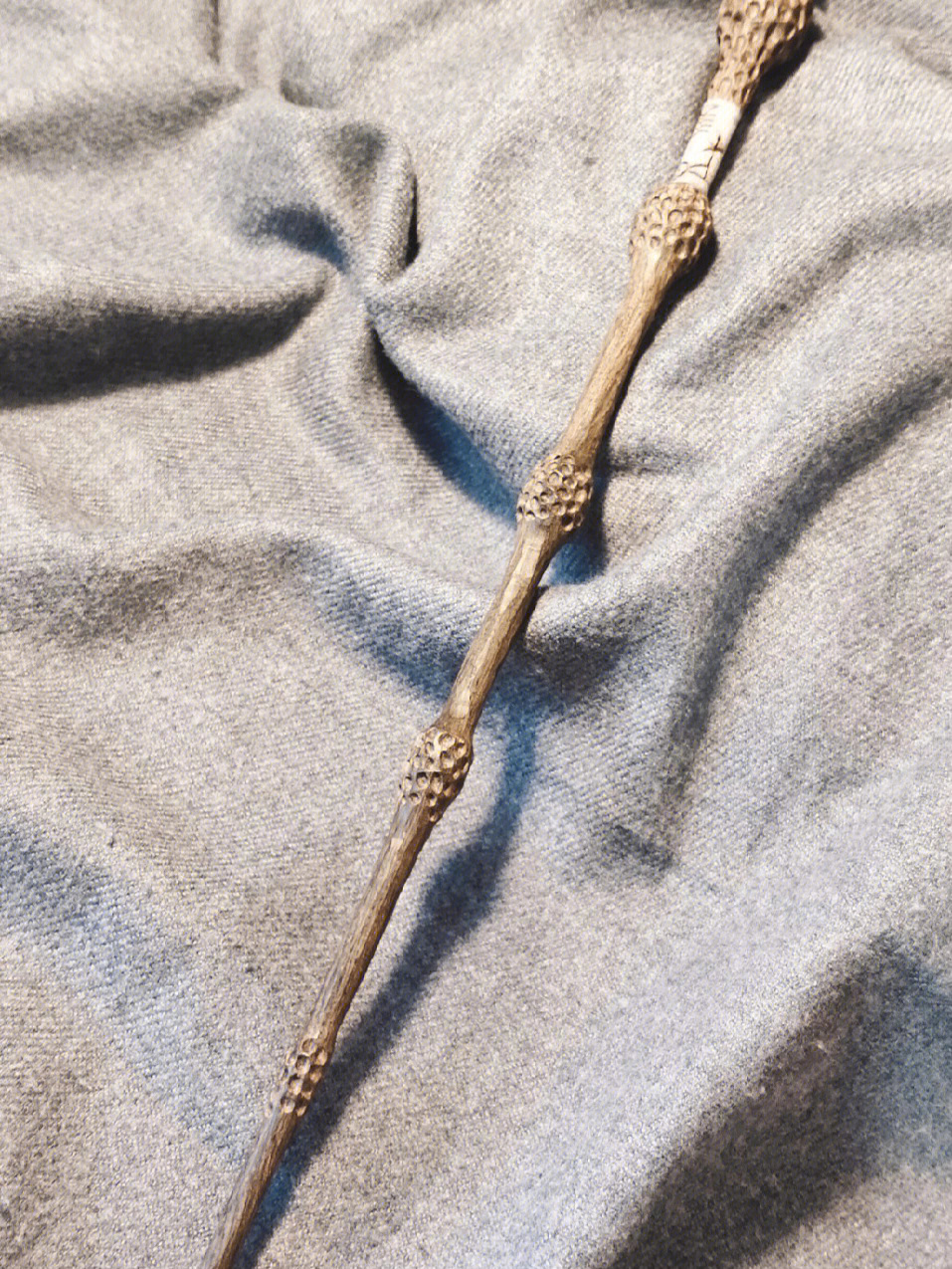 哈利波特魔杖月桂木图片