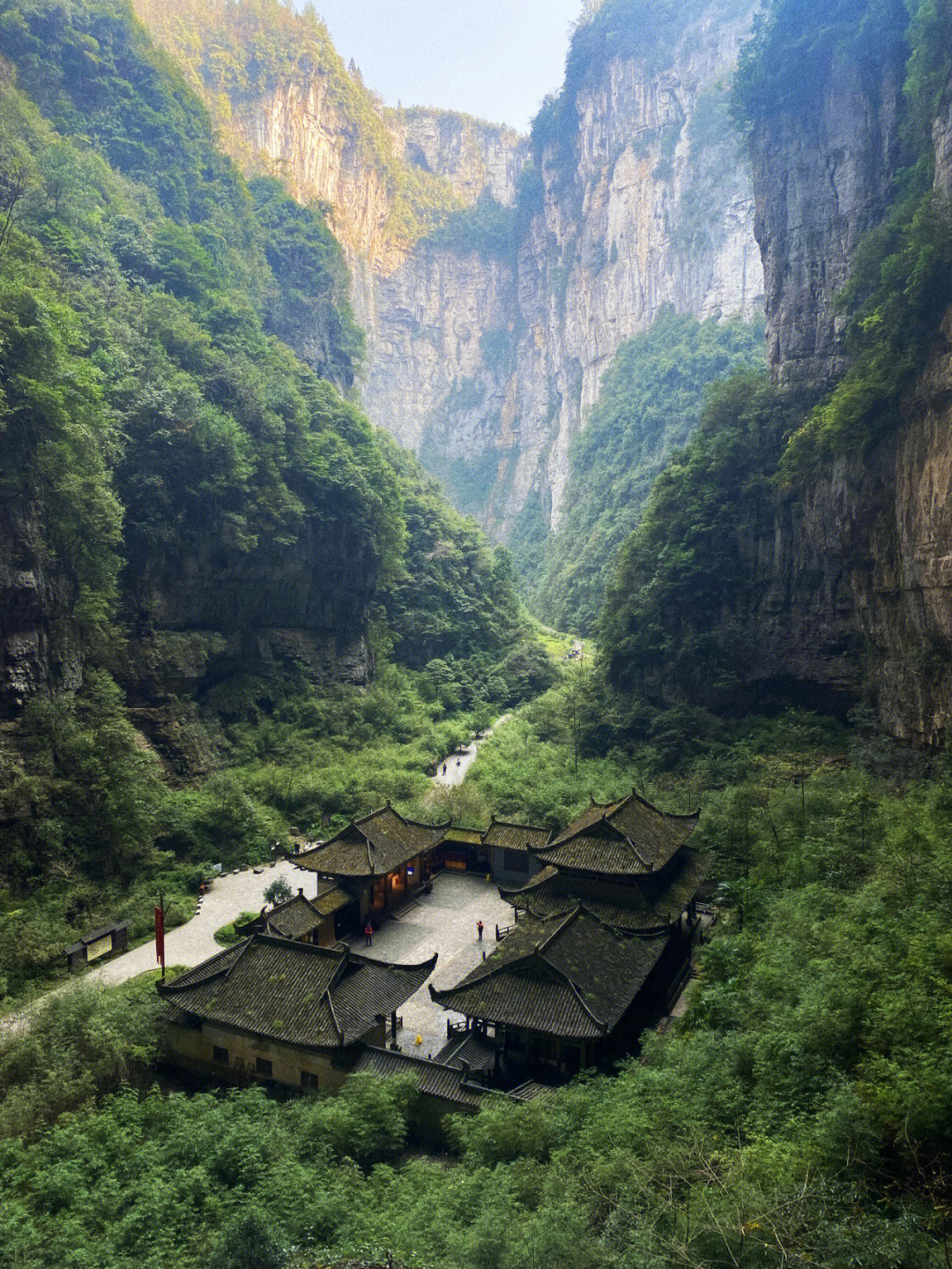 重庆武隆天坑地缝一日游