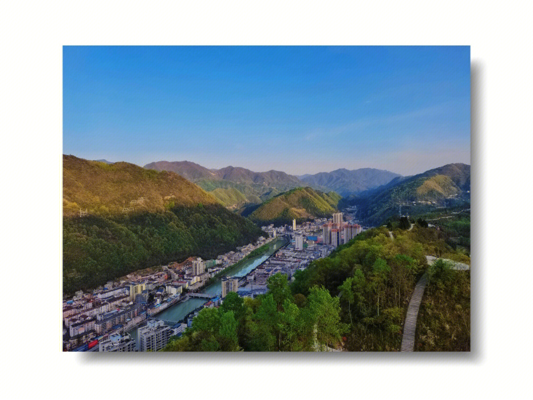 中国最小的县城图片
