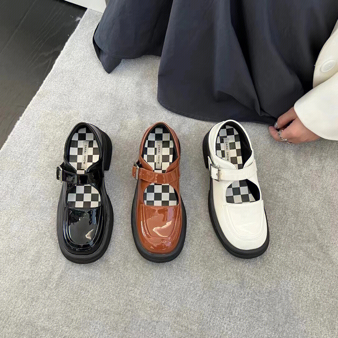 广州十二分女鞋简介图片