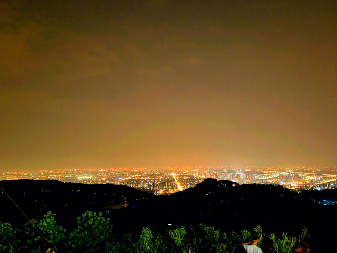 龙泉山夜景图片图片