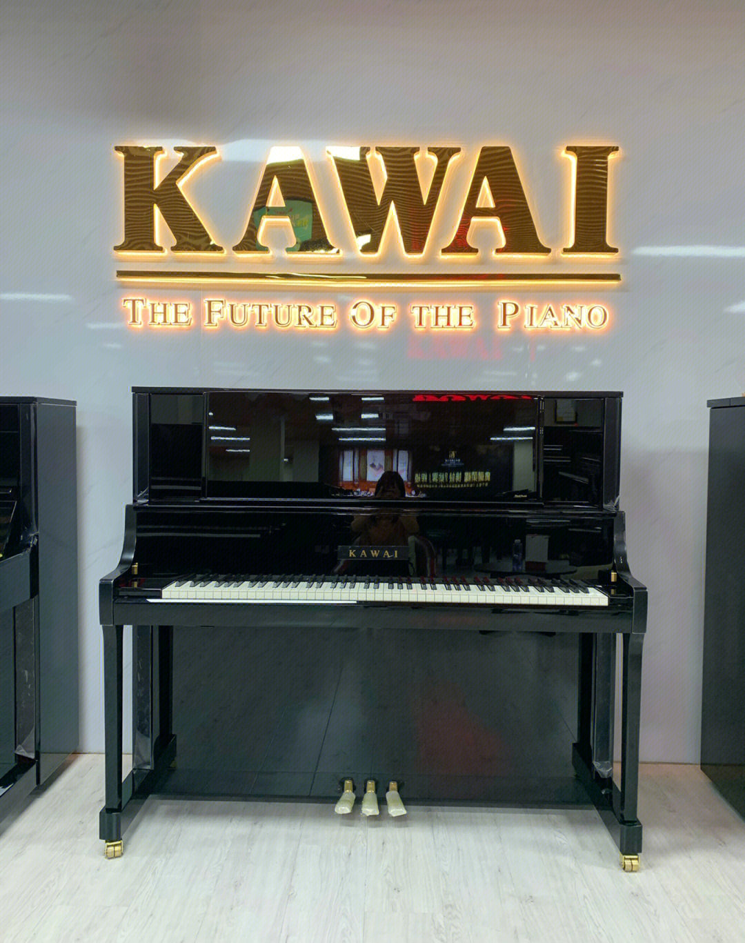 卡瓦依钢琴logo图片图片