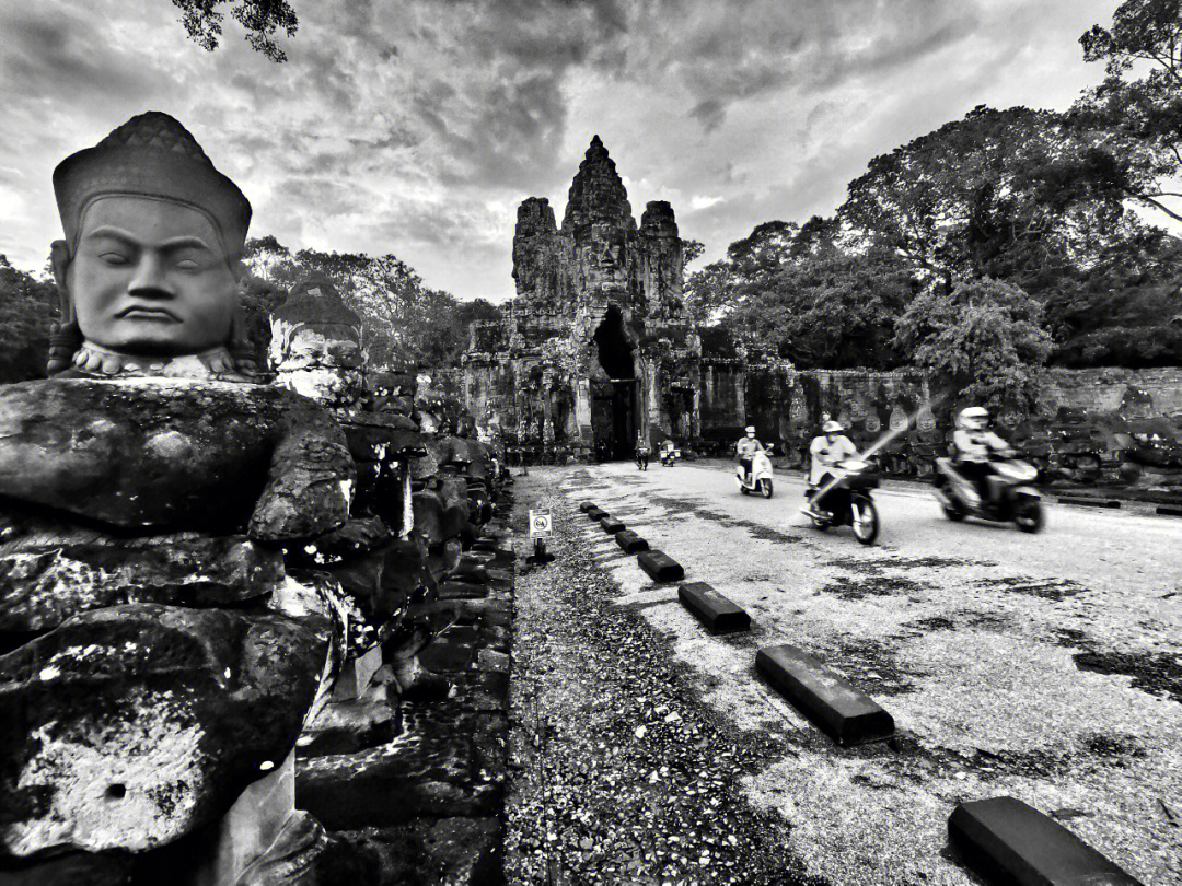蒋勋柬埔寨吴哥窟之美图片
