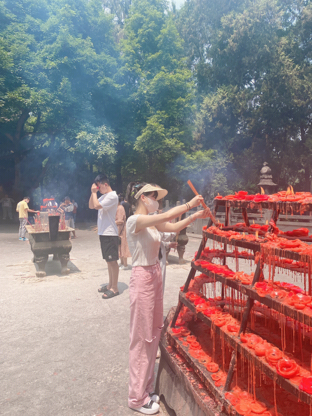 成都石经寺方丈图片