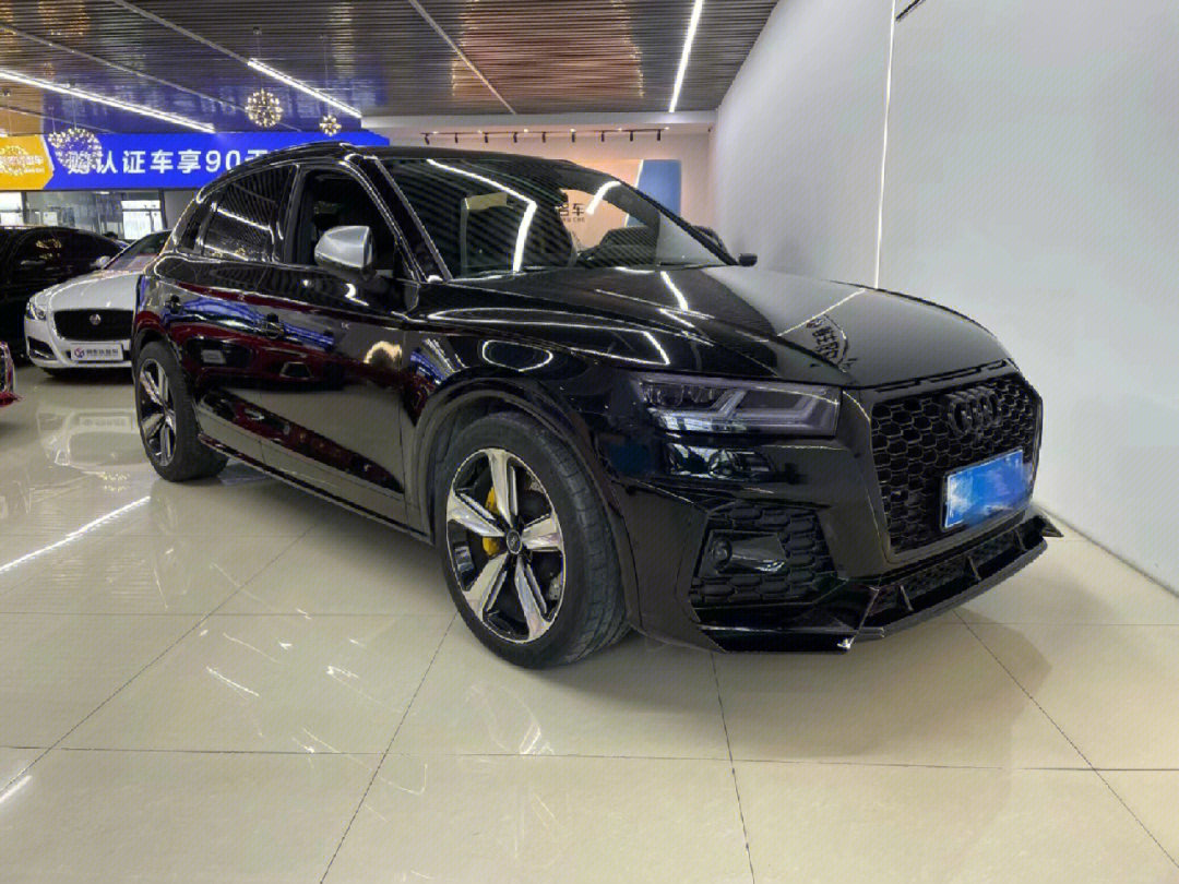 2019年10月奥迪q5l顶配45豪华运动49.98指导价 一手未过户 4.