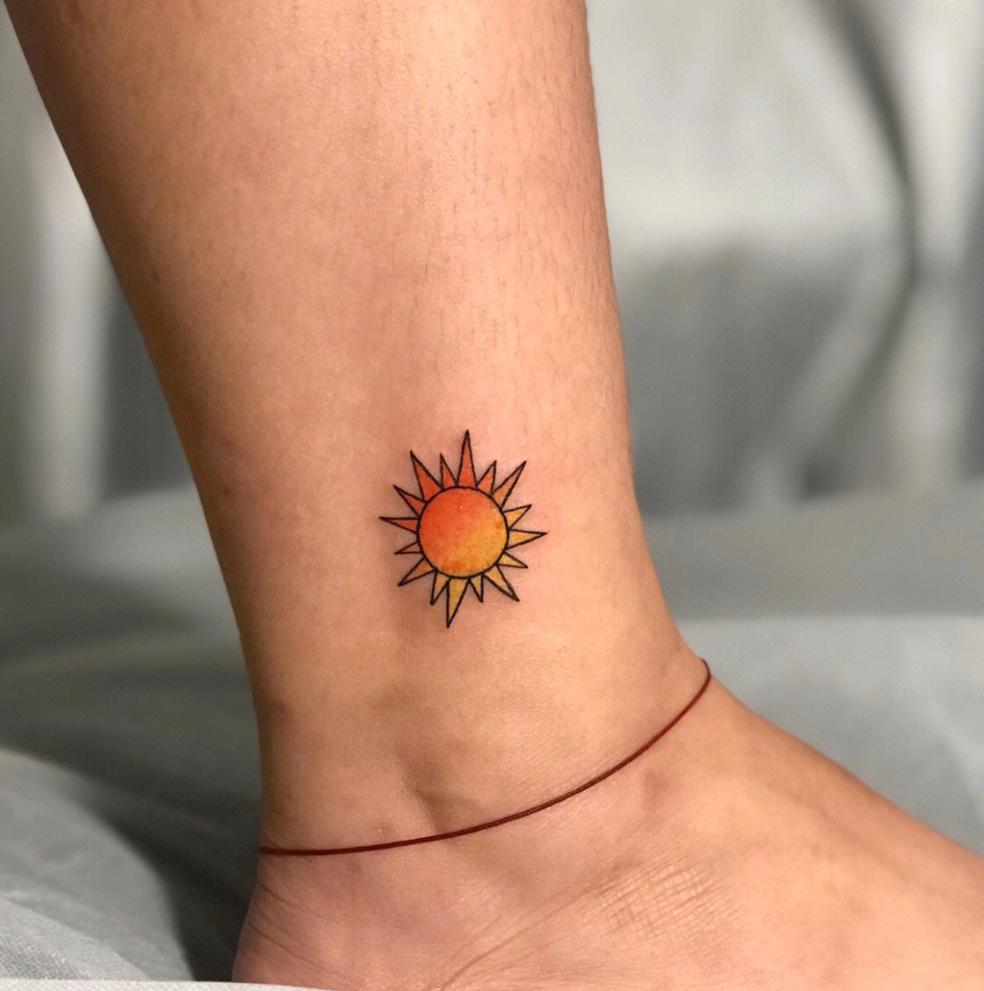 太阳纹身图案简单图片