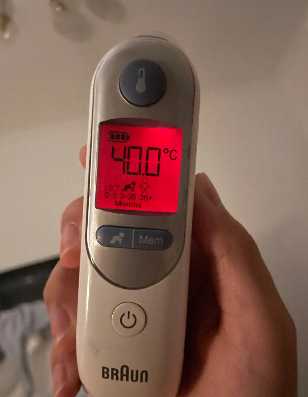 发烧40度体温计图片图片