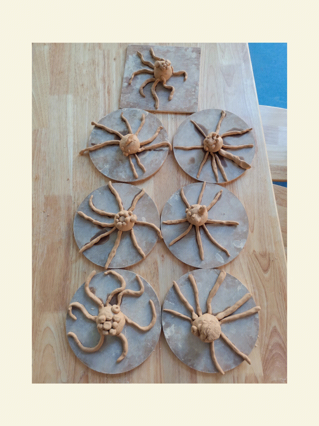 幼儿园泥塑作品小章鱼