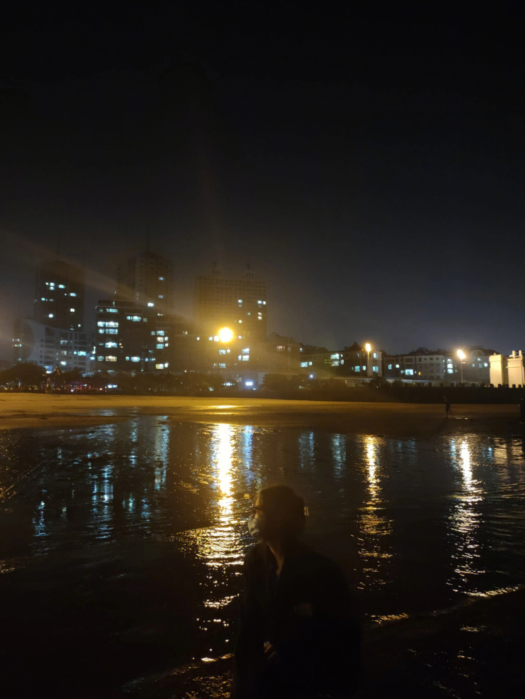 海边夜景自拍图片
