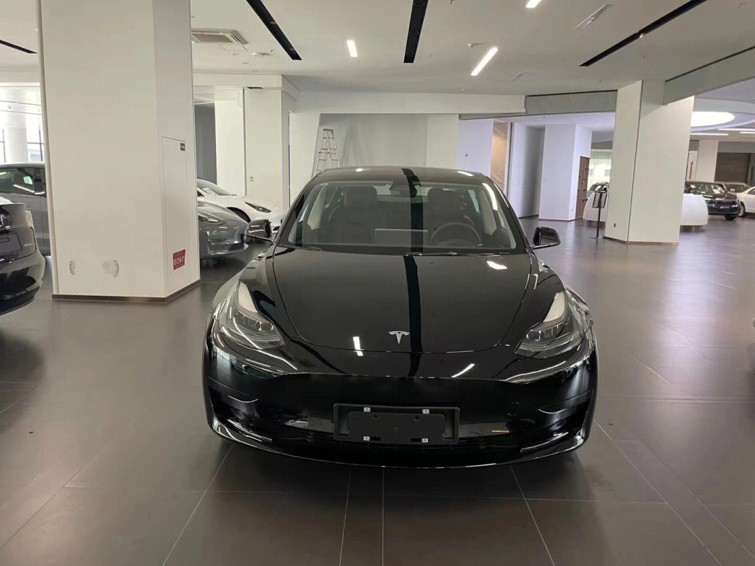 特斯拉model3