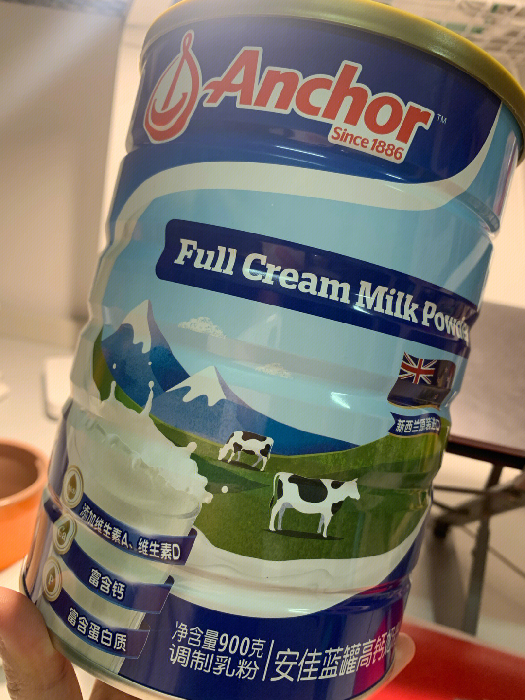 安佳牛奶喝起来像水图片