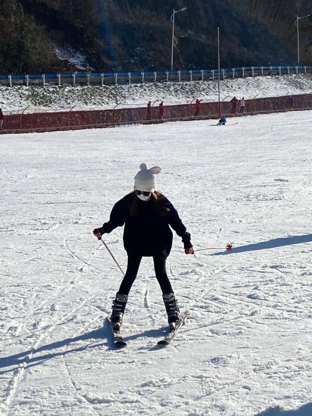 黄务南里滑雪场图片