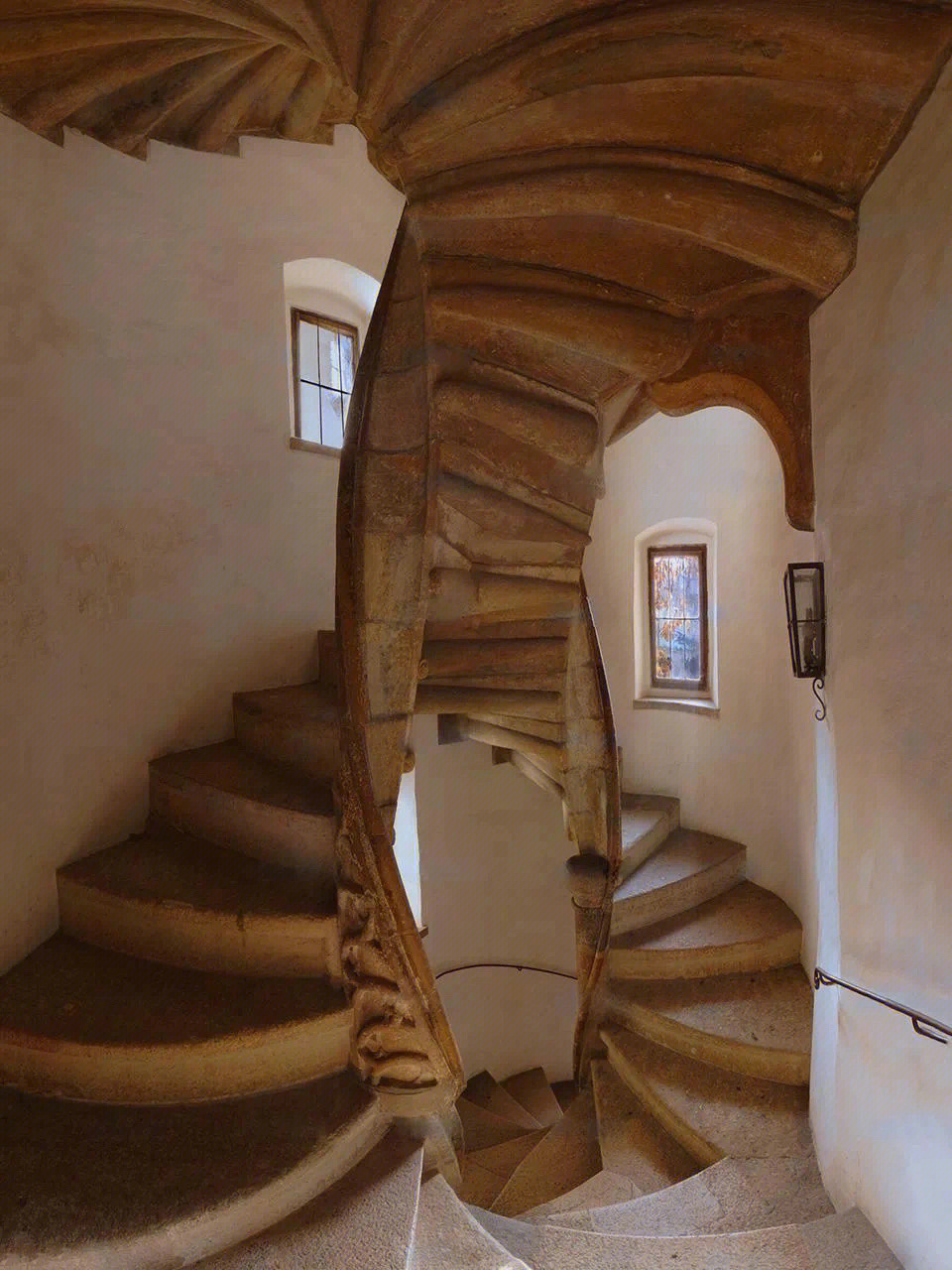 双螺旋楼梯达芬奇图片