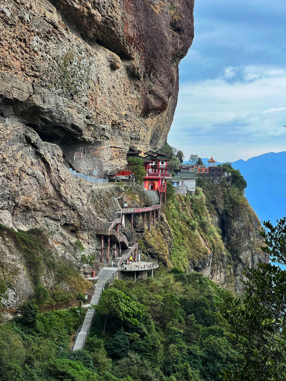 平和灵通山 灵通岩图片