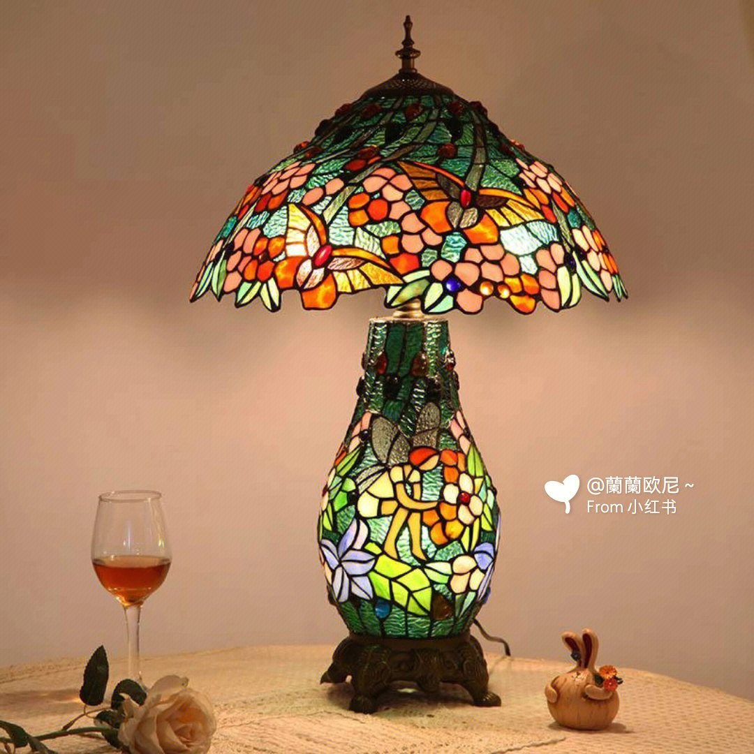 蒂凡尼台灯简直是艺术品素材分享创意画