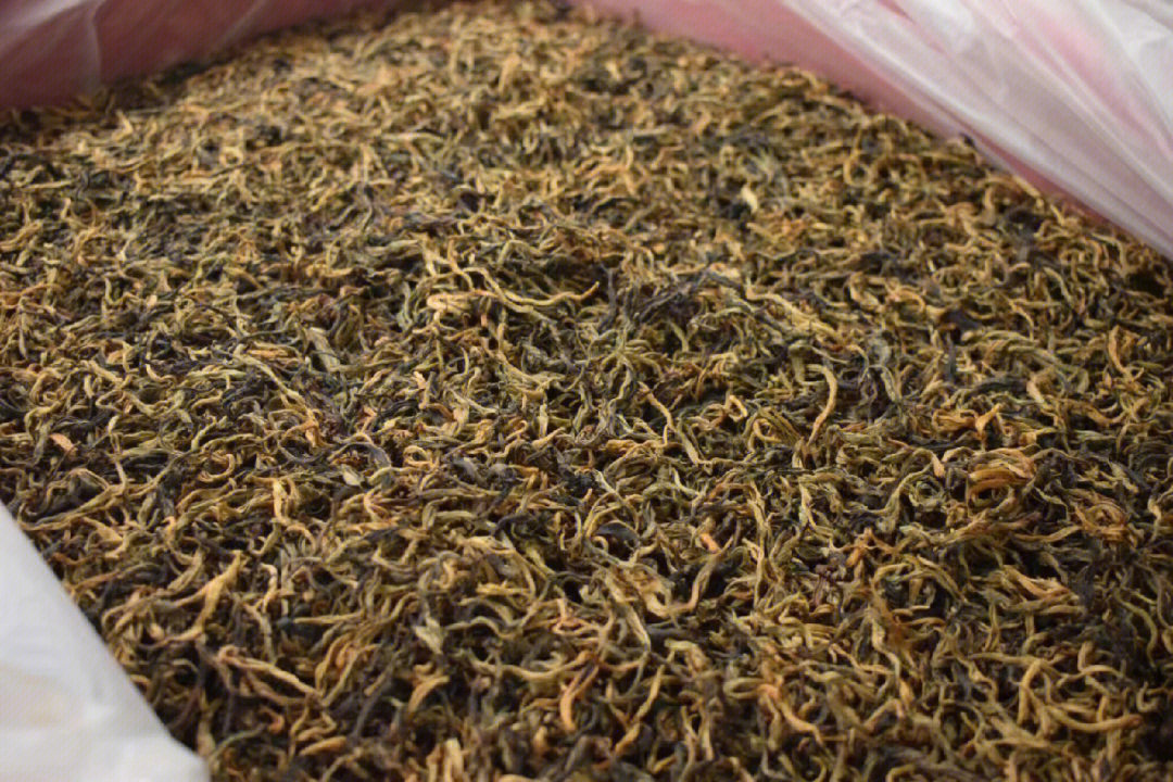云南糯香红 滇红茶 14公斤/件,67香高味醇,糯感十足,芽头更短色泽