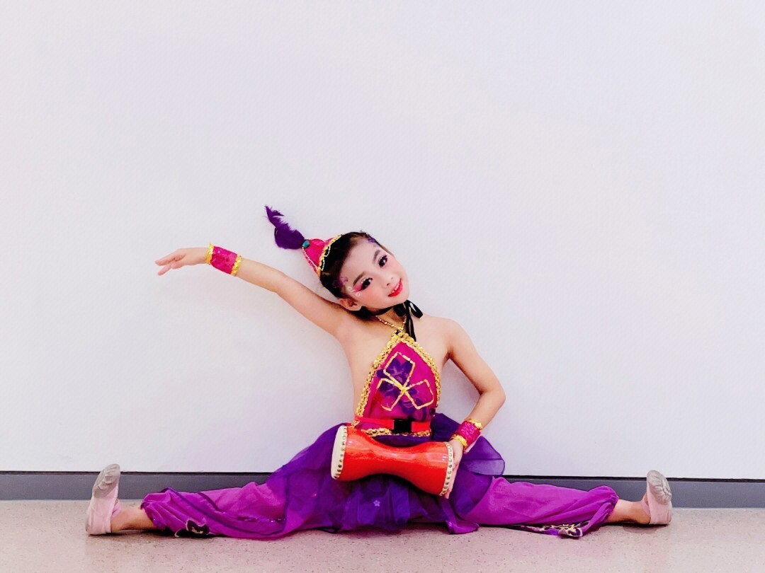 中国舞蹈考级妆容图片图片