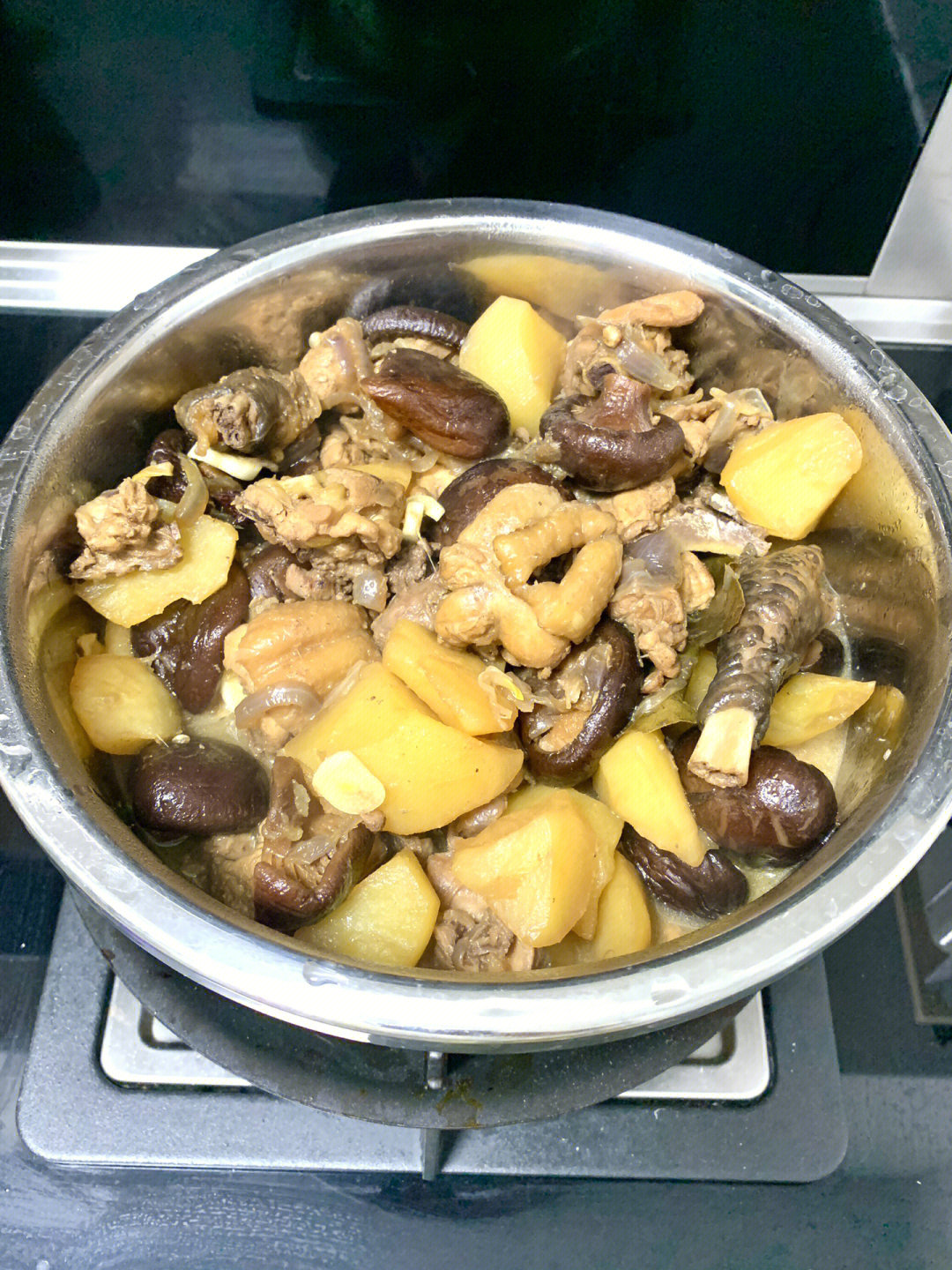 08超级简单又好吃的土豆香菇炖鸡