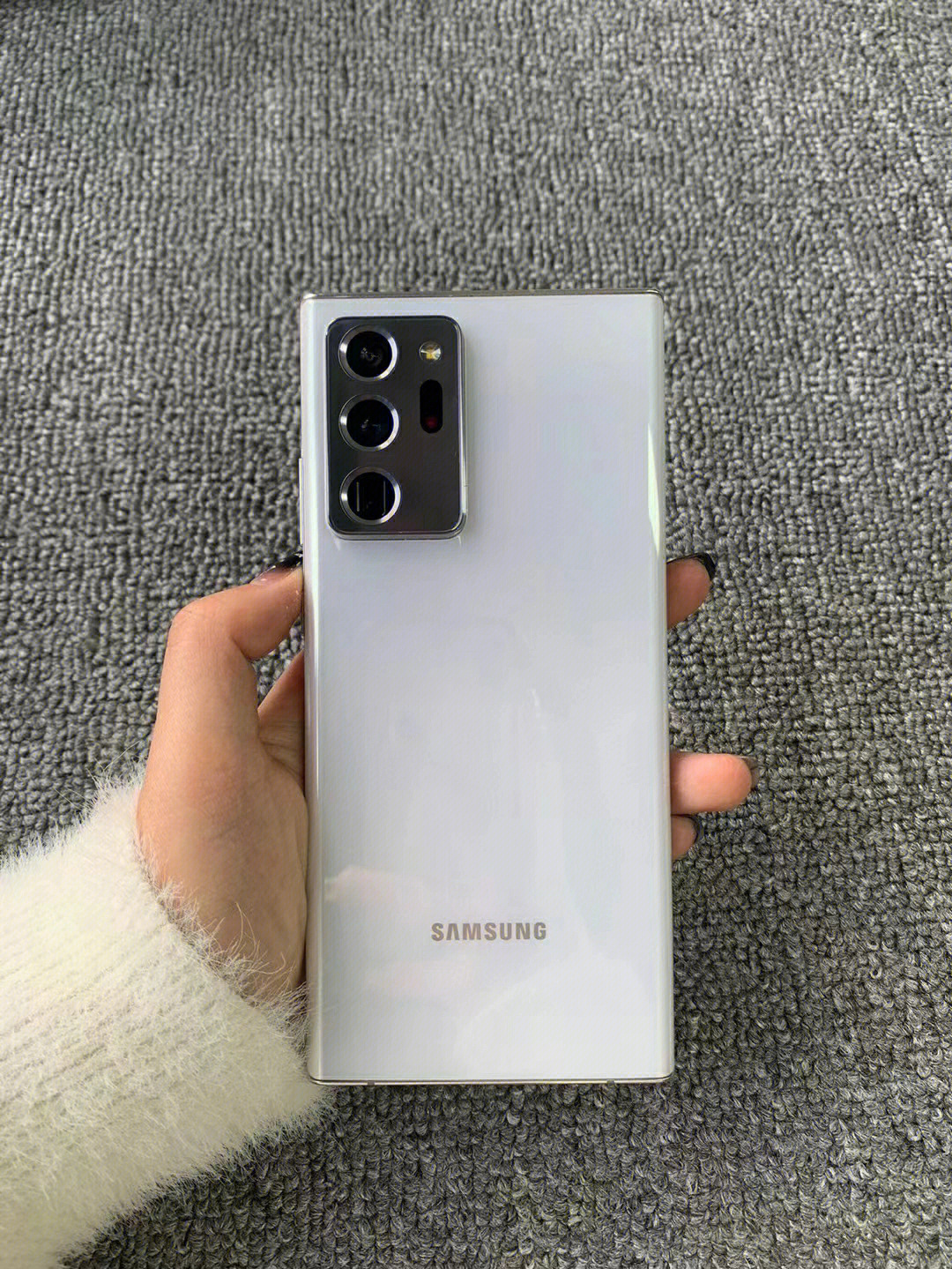 三星note20u白色