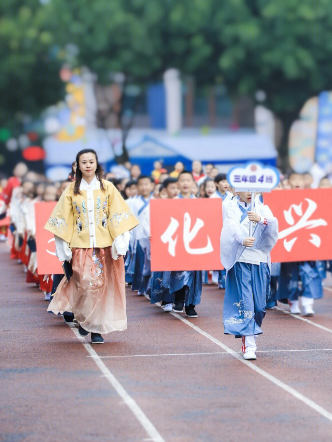 运动会班级布置室外图片