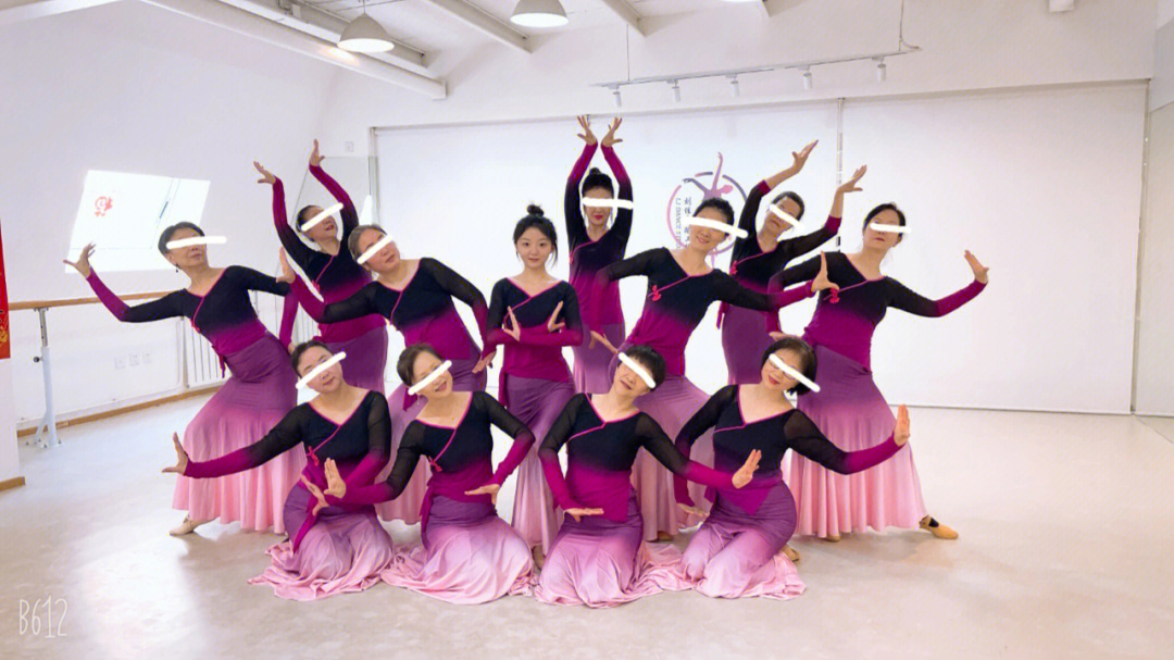 15人舞蹈造型图片图片