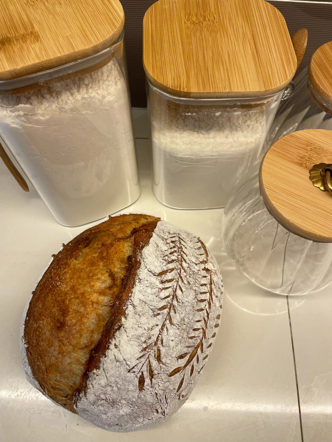 sourdough酸面包