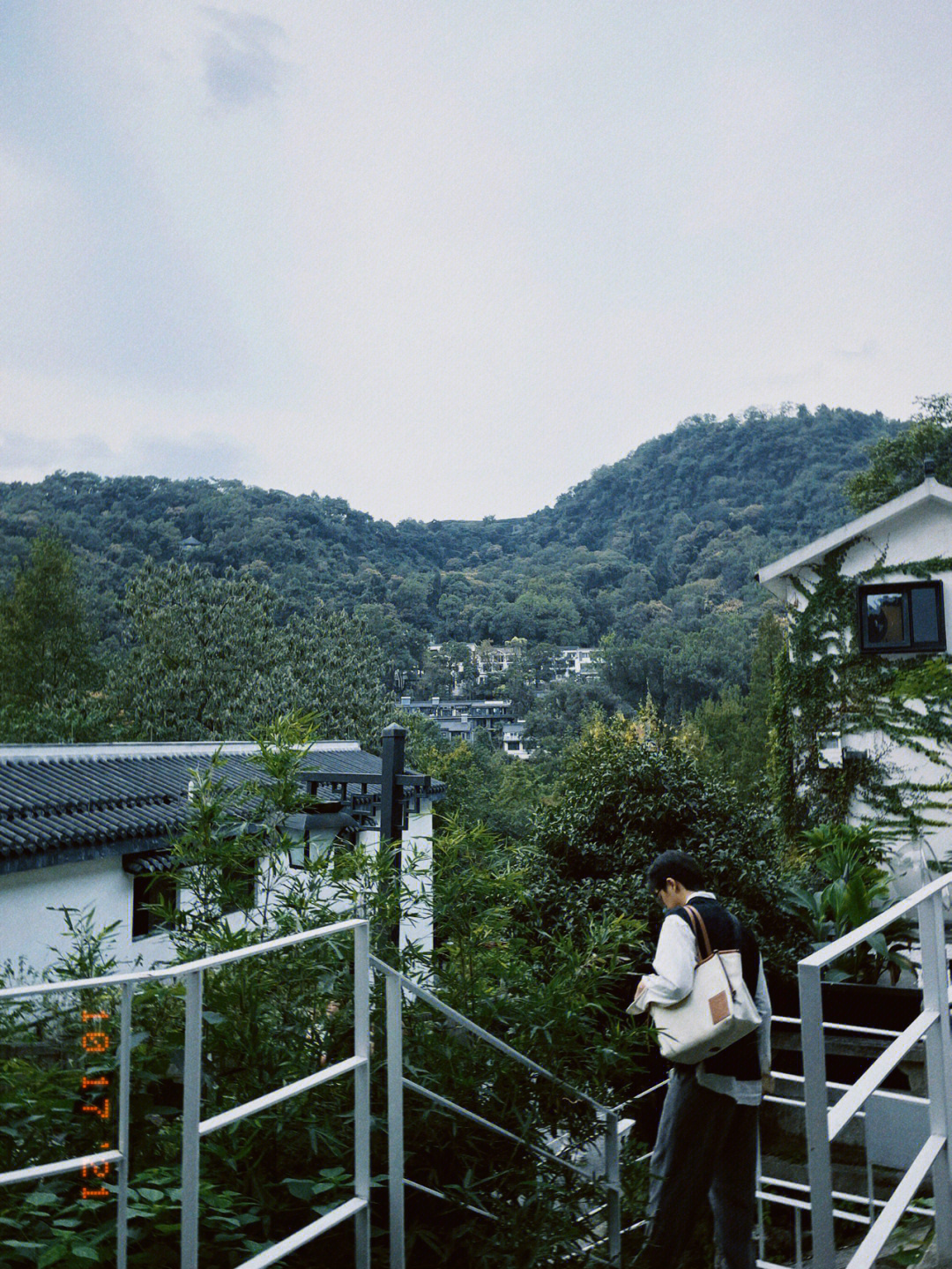 城市散步10月在满觉陇