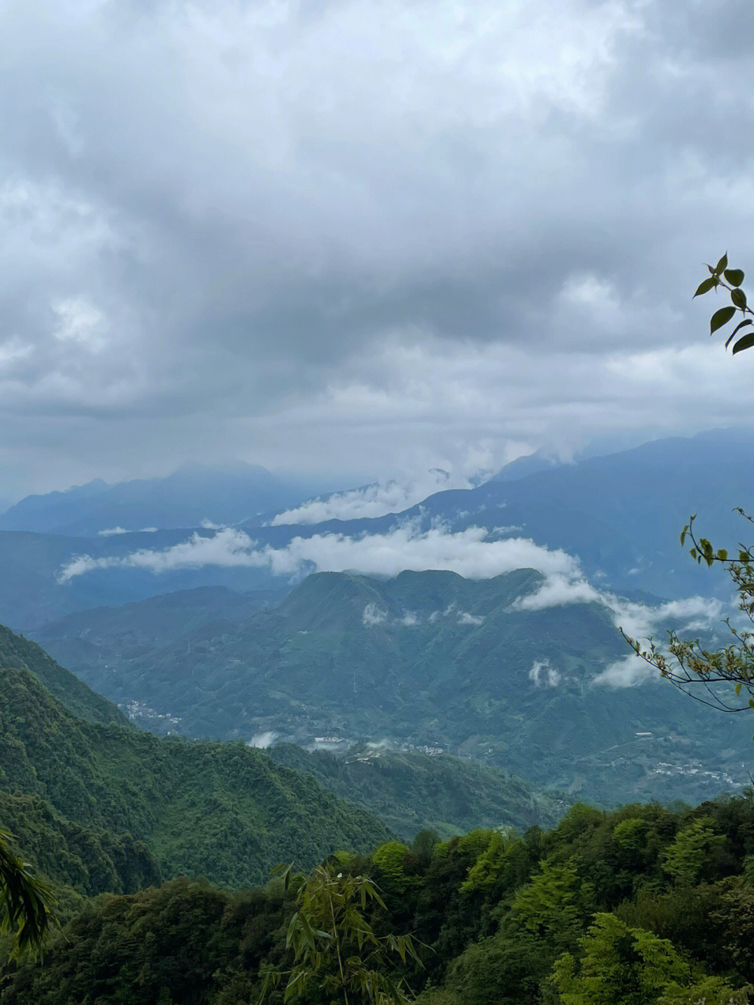 赵公山山顶图片