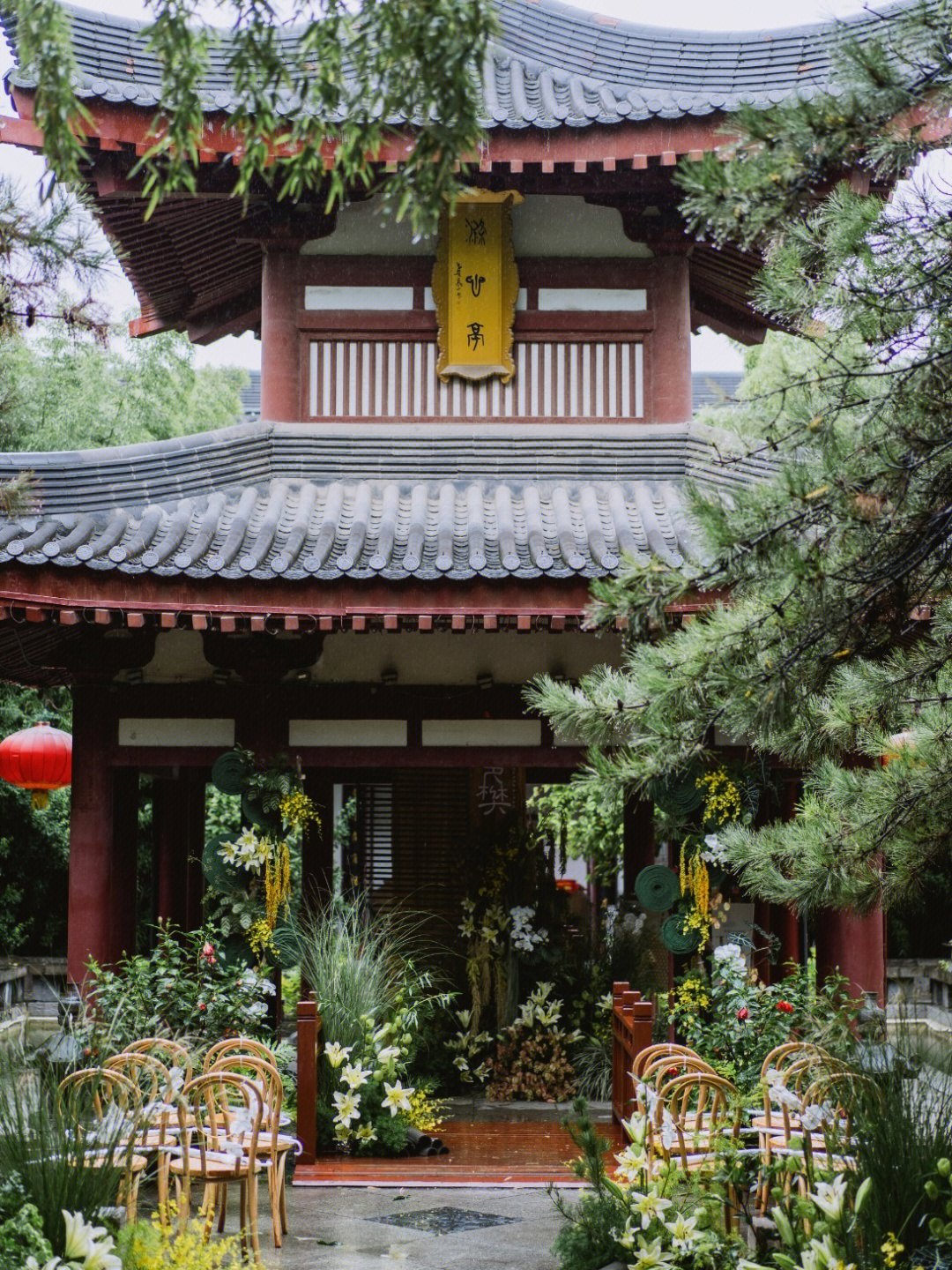 西安院子老板背景图片