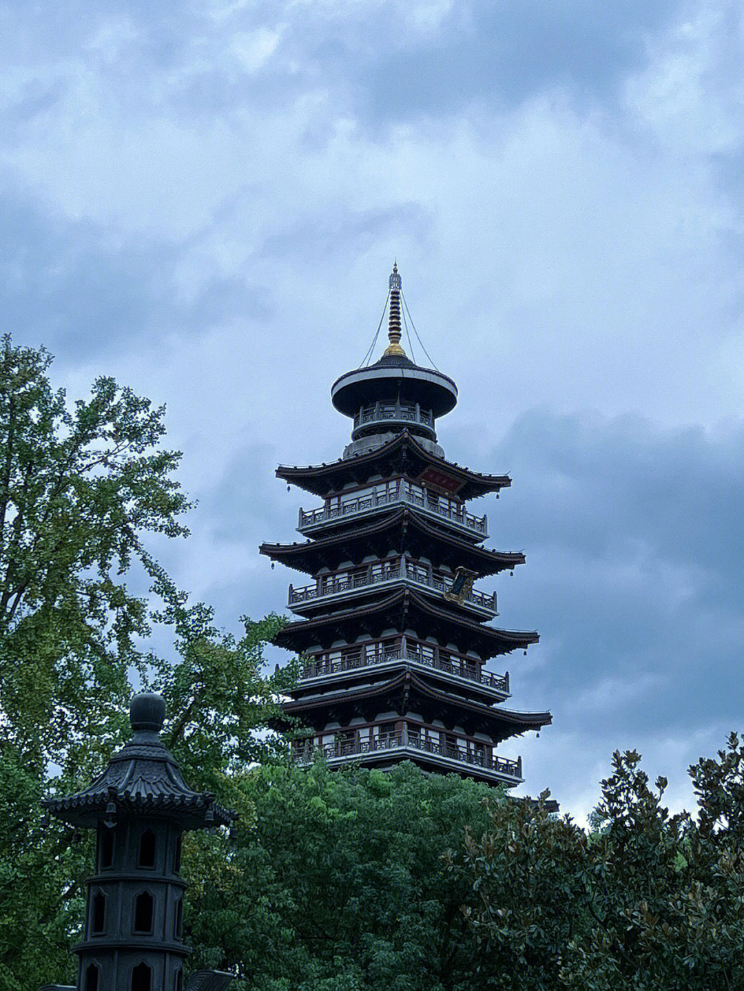 day 1 长兴县寿圣寺从宁波出发,高铁耗时一个半小时